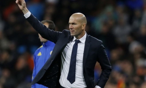 Zidane nói gì sau khi Real Madrid ngược dòng hạ Barcelona?